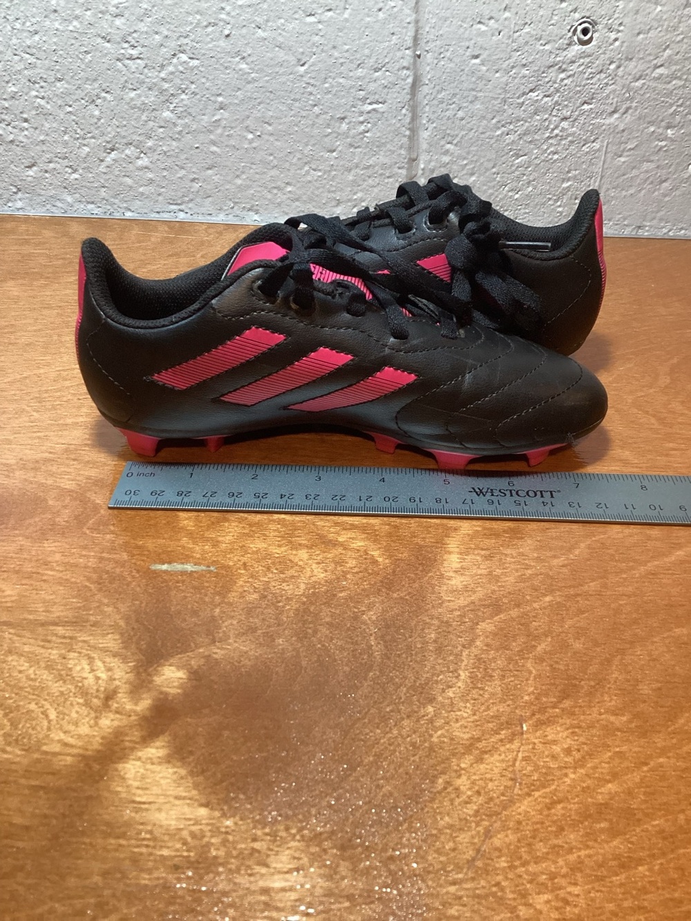 Adidas Goletto Firm Ground kids size 1 US
